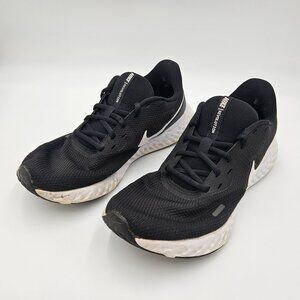 Nike Revolution 5 Men's Running Shoes Black White BQ3204-002 Size 9.5
